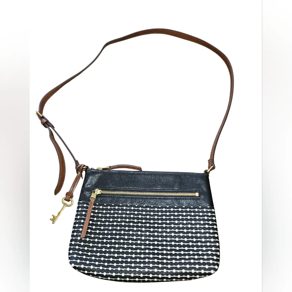 Black Leather Fossil Crossbody Purse - Picture 2 of 4